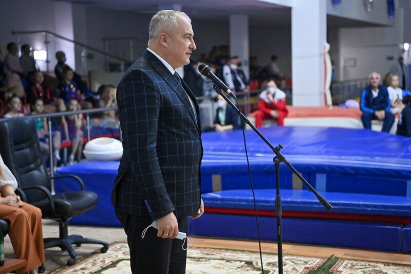 Министр спорта калужской. Блинов Александр Юрьевич Минспорт Калужской области. Министр спорта Калужского региона Олег Сердюков.