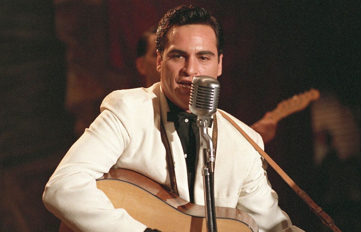 Хоакин Феникс в роли Джона Кэша