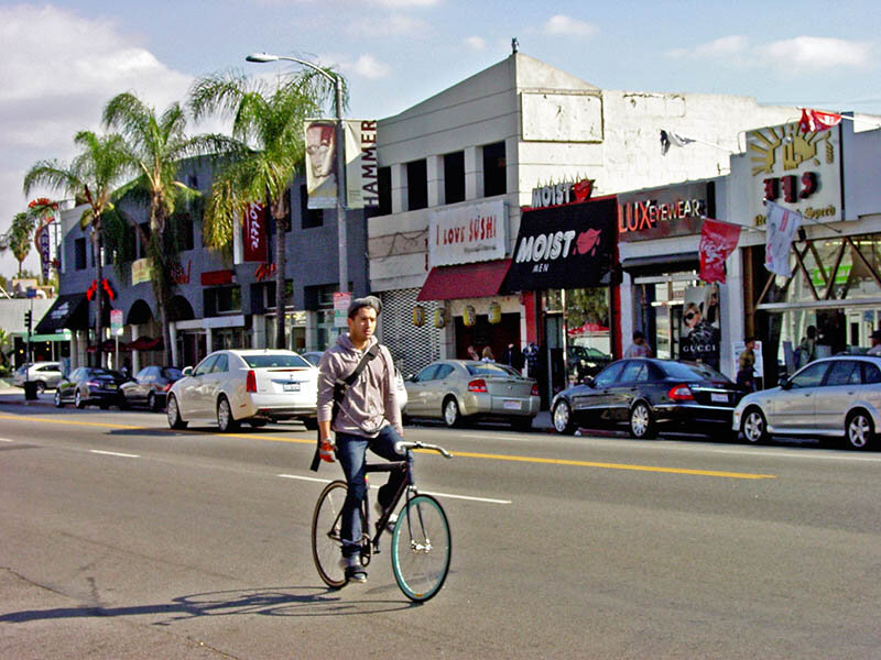 Мелроуз Авеню. Фото ?