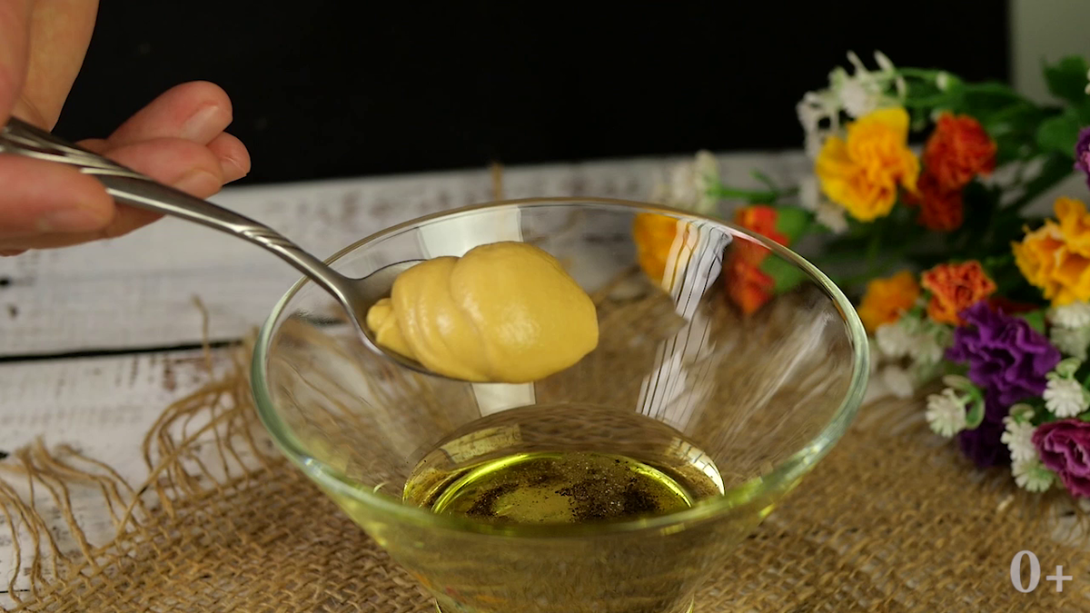 Салат на 8 Марта «КРАСОТКА» с грушей и курицей нереально вкусно. Нежный, яркий, готовится без майонеза. Удивление гостей гарантировано! Рецепт просто бомба. Настоящее объедение.-12