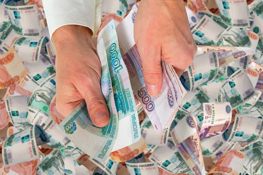 Рыба ищет, где глубже, а депутат...