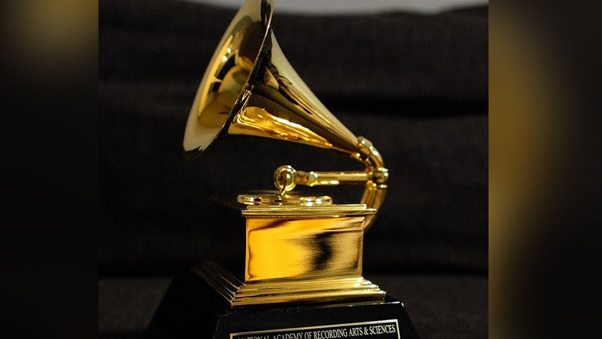 музыкальная премия грэмми. грэмми первый лауреат. Sam smith grammy. иван обладатель грэмми. музыкальная премия.