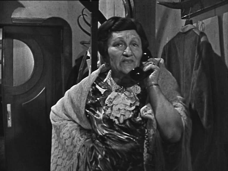 эмилия мильтон следствие ведут знатоки. фильм шантаж 1972. следствие ведут знатоки шантаж. следствие ведут знатоки антонина валерьяновна. джигарханян следствие ведут знатоки.