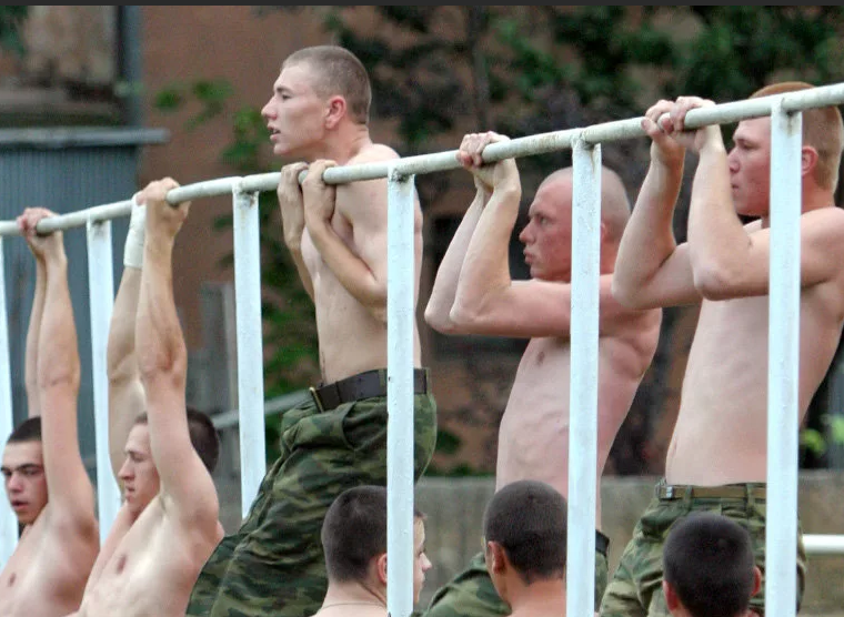 Воин тренируется