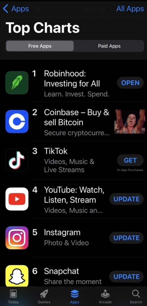 Приложения Coinbase и Robinhood в топ чартах App Store на западе.