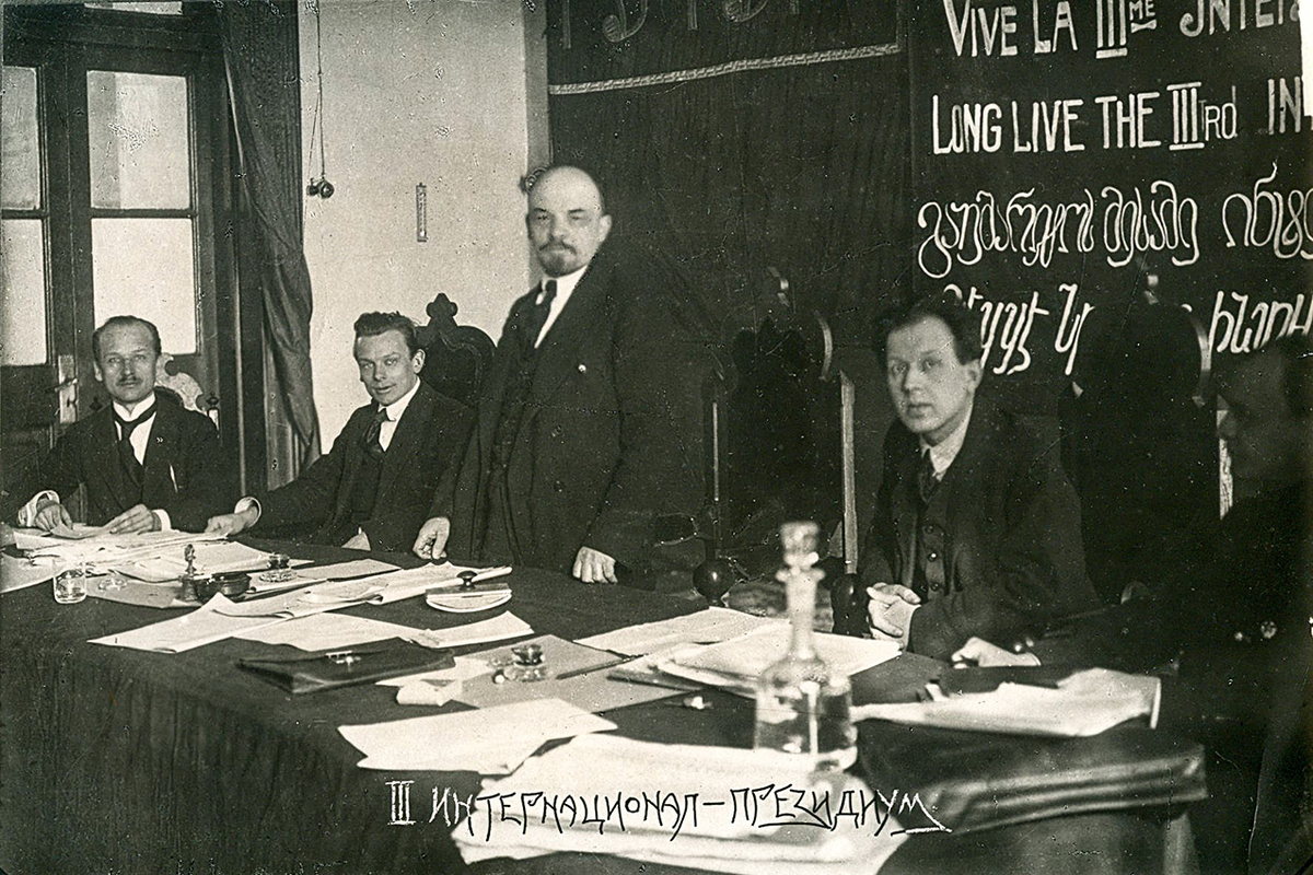 В. И. Лени в президиуме Коминтерна 1919 год