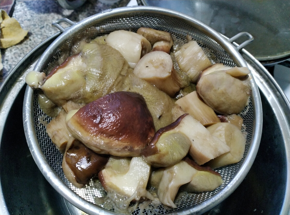 Сначала чуток проварила