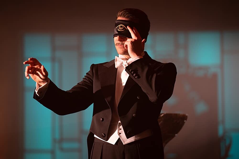 Брэдли Купер в фильме «Аллея кошмаров»