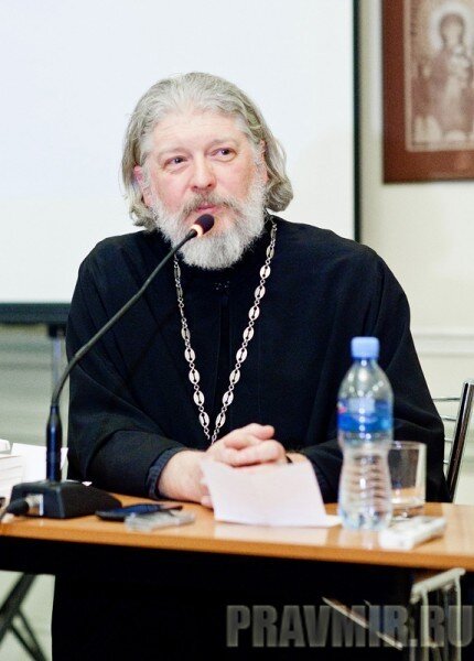 Презентация книги о.Алексия Уминского. Фото Анны Гальпериной 