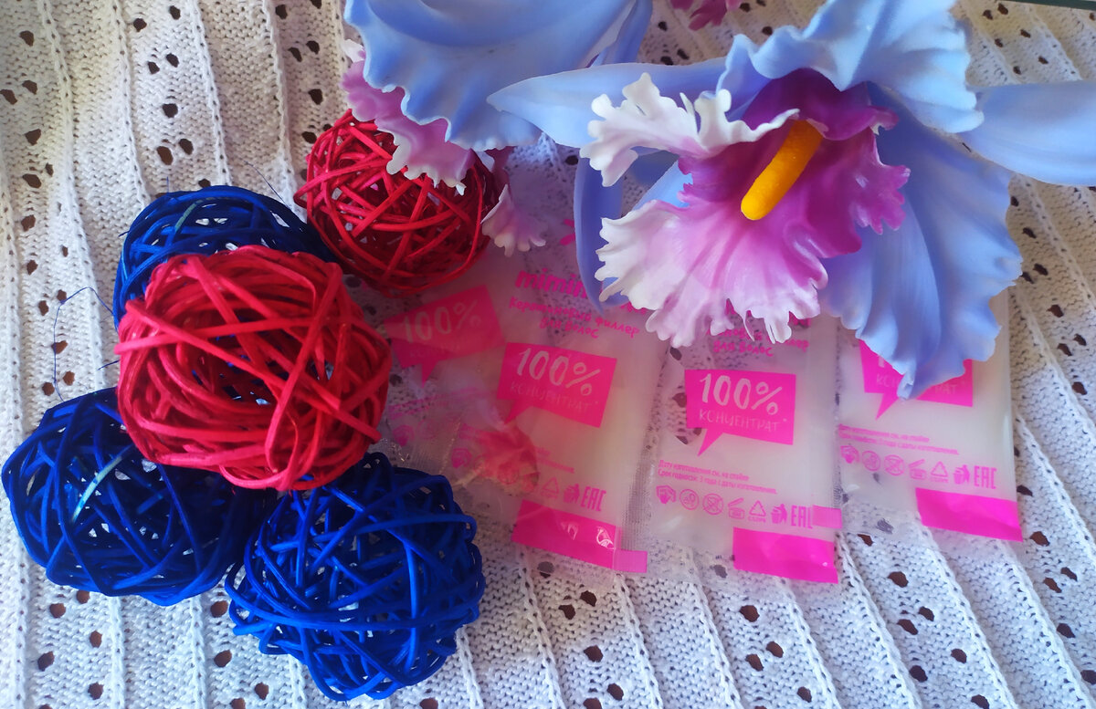 Фото автора. В упаковке 4 пакетика, мне хватает их на 8 применений