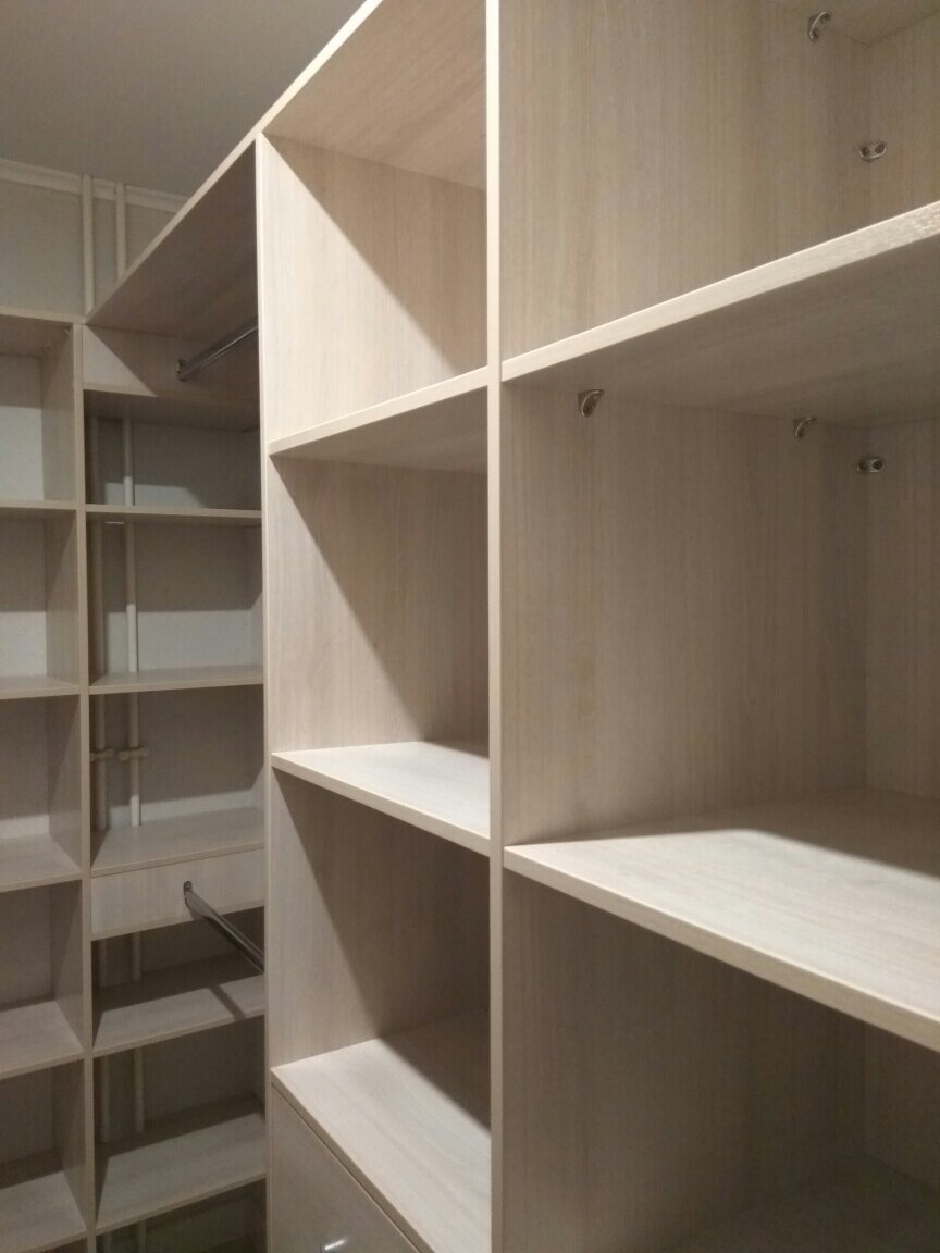 Наклейки на стеллажи складские - Decoriq.ru