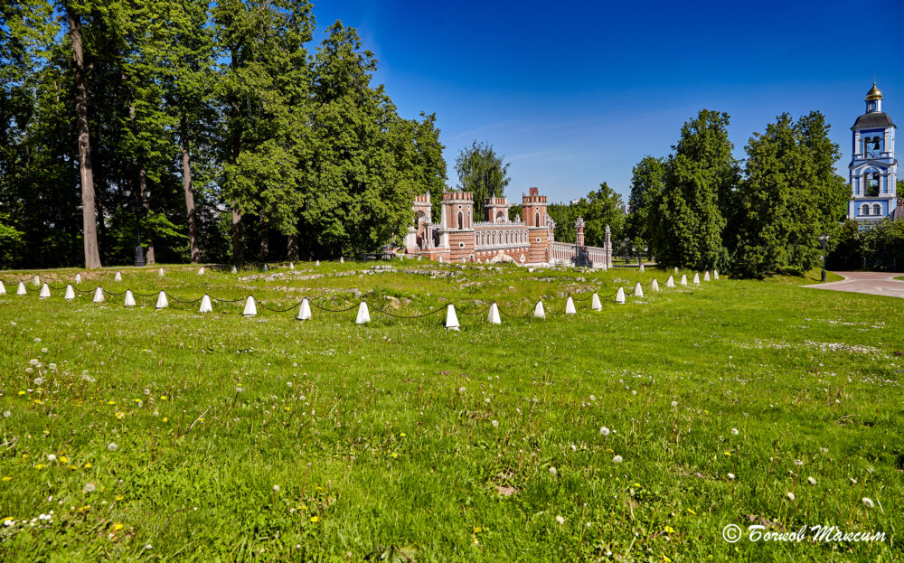 Фундамент Камер-Юнфарского корпуса