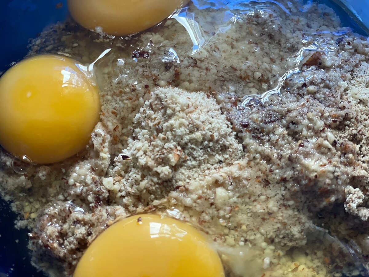 Готовим тесто для безглютенового брауни