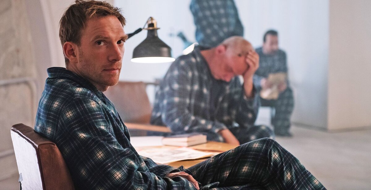 Кадр из сериала "Медиатор"