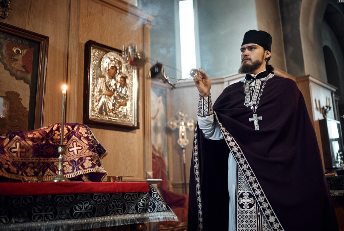 Православное радио. Два секрета литургии 2 класс. Можно ли фоткать в церкви.