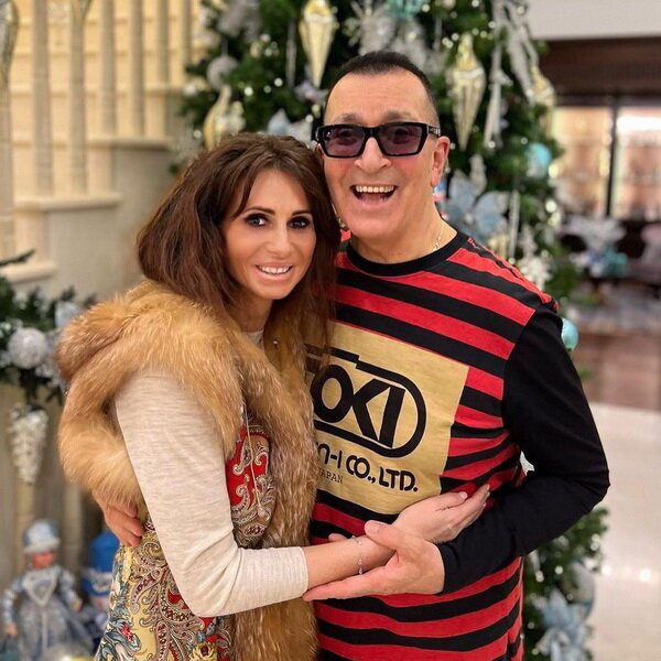 Как прошёл традиционный ужин на Рождество у знаменитостей в Подмосковье в 2023 году