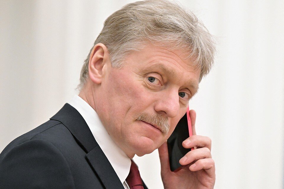     Пресс-секретарь президента России Дмитрий Песков.  REUTERS