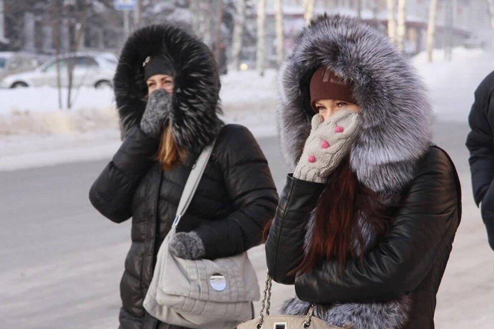     В такую погоду всем рекомендуется ограничить время пребывания на улице. Олег УКЛАДОВ
