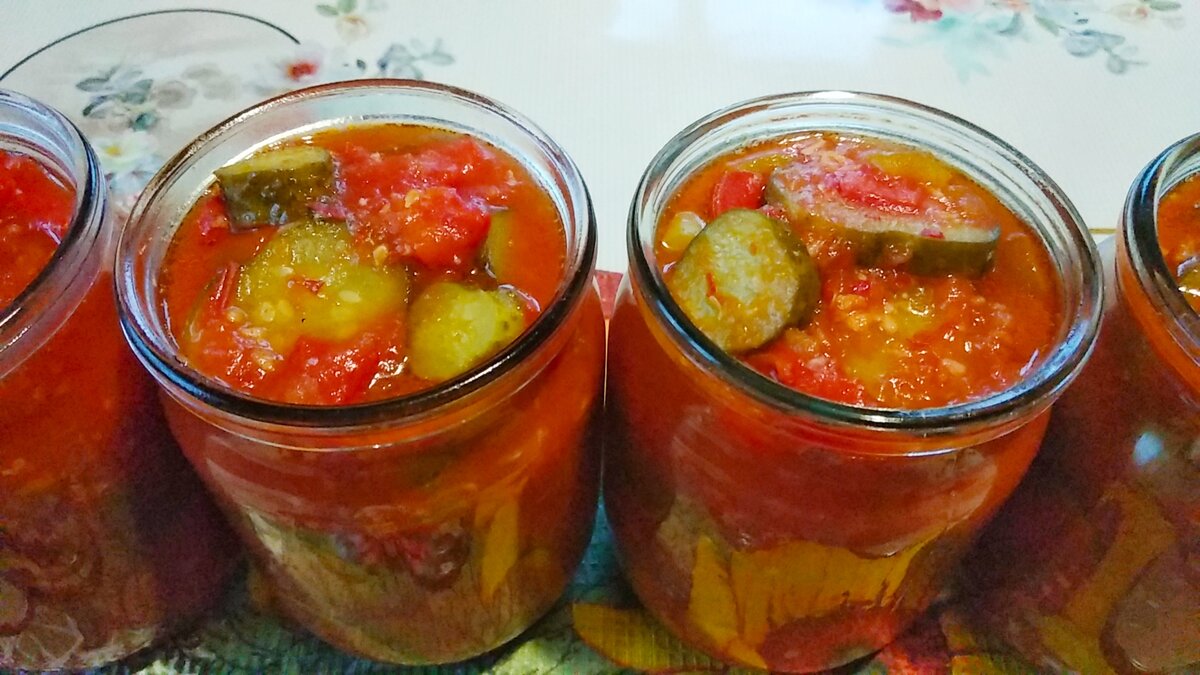 Лечо из огурцов 🥒 с помидорами 🍅 и перцем 🌶️. Относится к таким  заготовкам, которые хочется повторять каждый год. | Мои Рецептики | Дзен