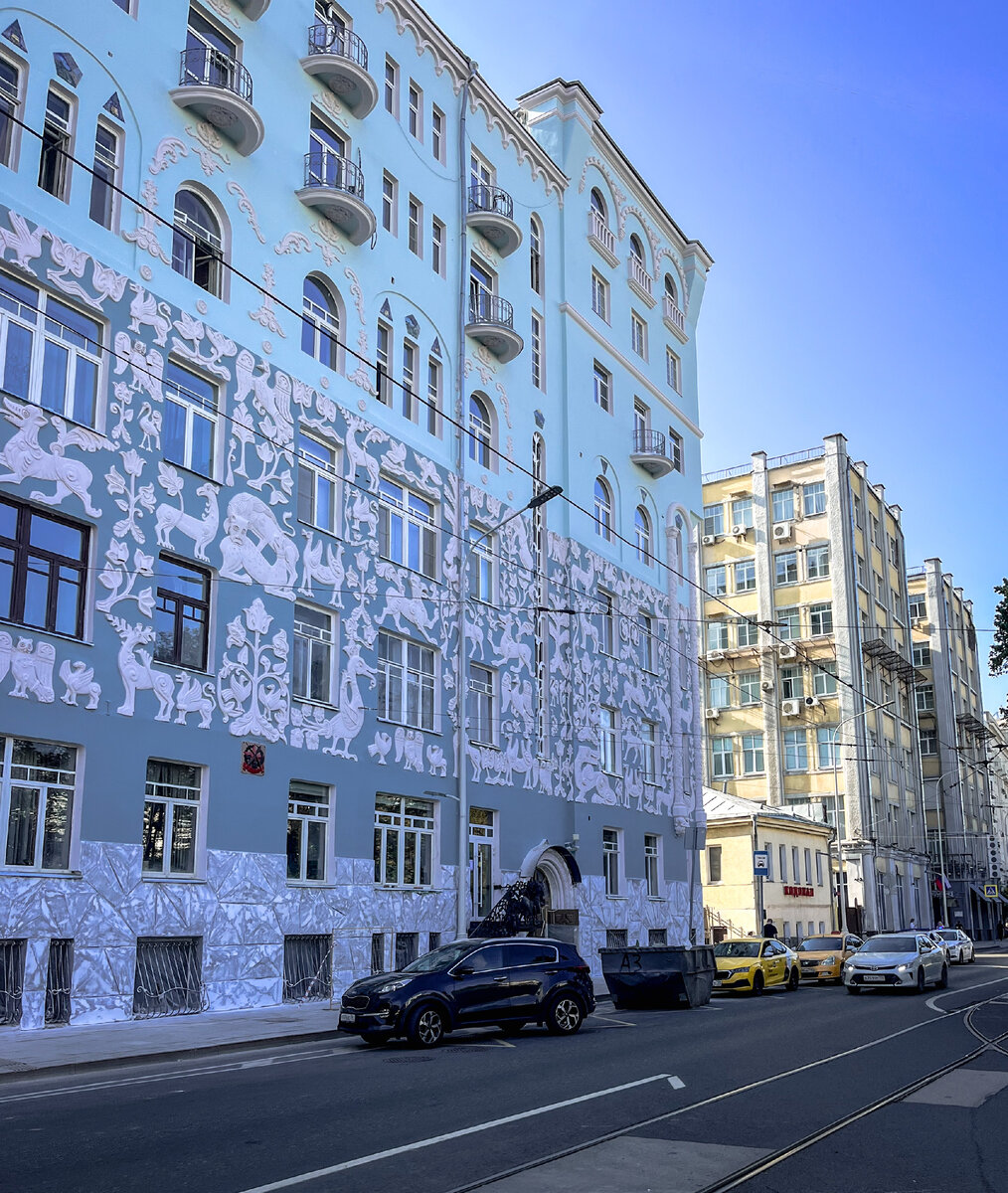 Доходный дом со зверями на Чистопрудном бульваре. Фото автора