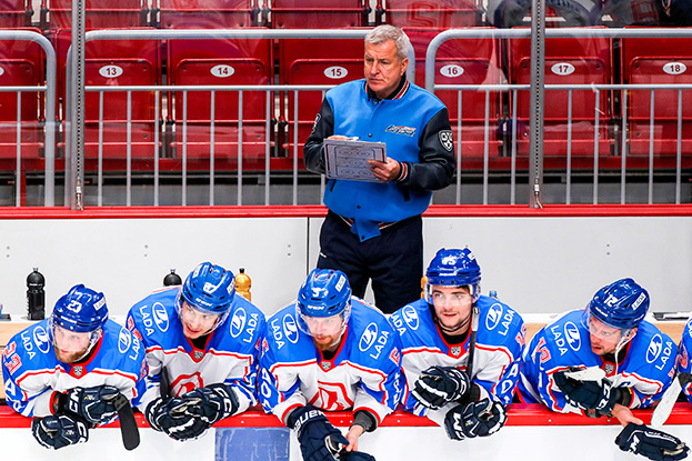    Олег Браташ.ХК «Лада»