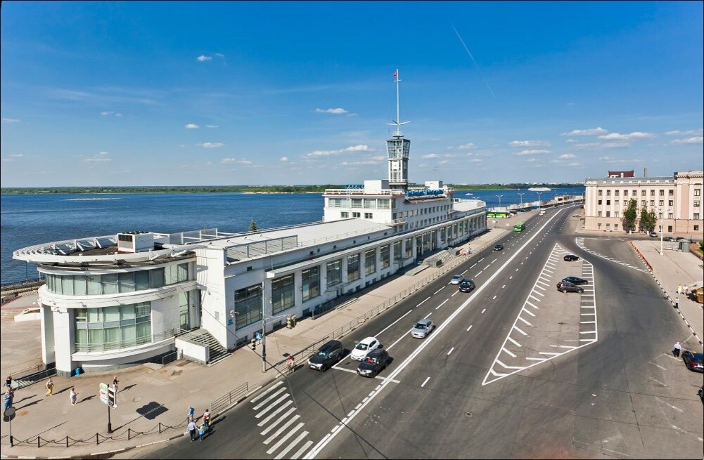 Речной нижний новгород. Речной вокзал Нижний Новгород. Здание речного вокзала Нижний Новгород. Старый Речной вокзал Нижний Новгород. Нижневолжская набережная Речной вокзал.