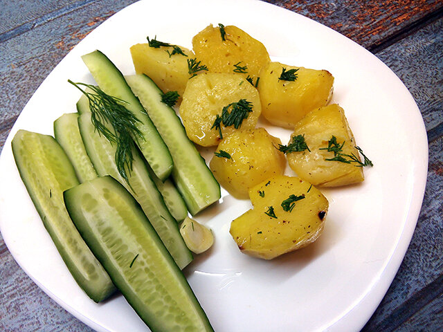 Вкуснейшие хрустящие малосольные огурчики на минералке