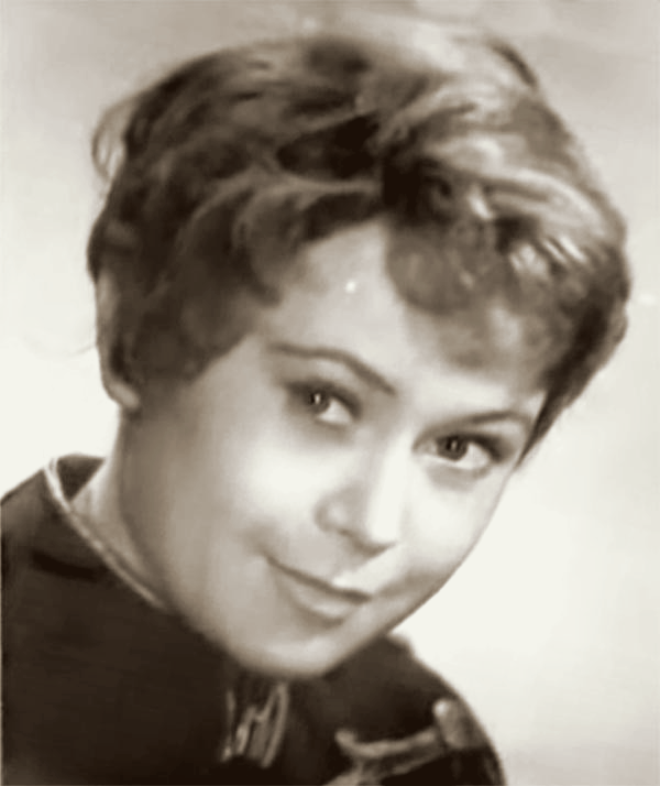 Светлана Немоляева