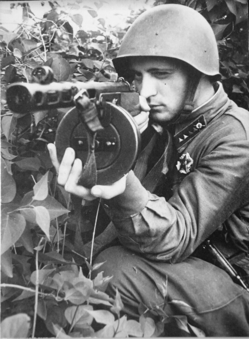 В боевой обстановке