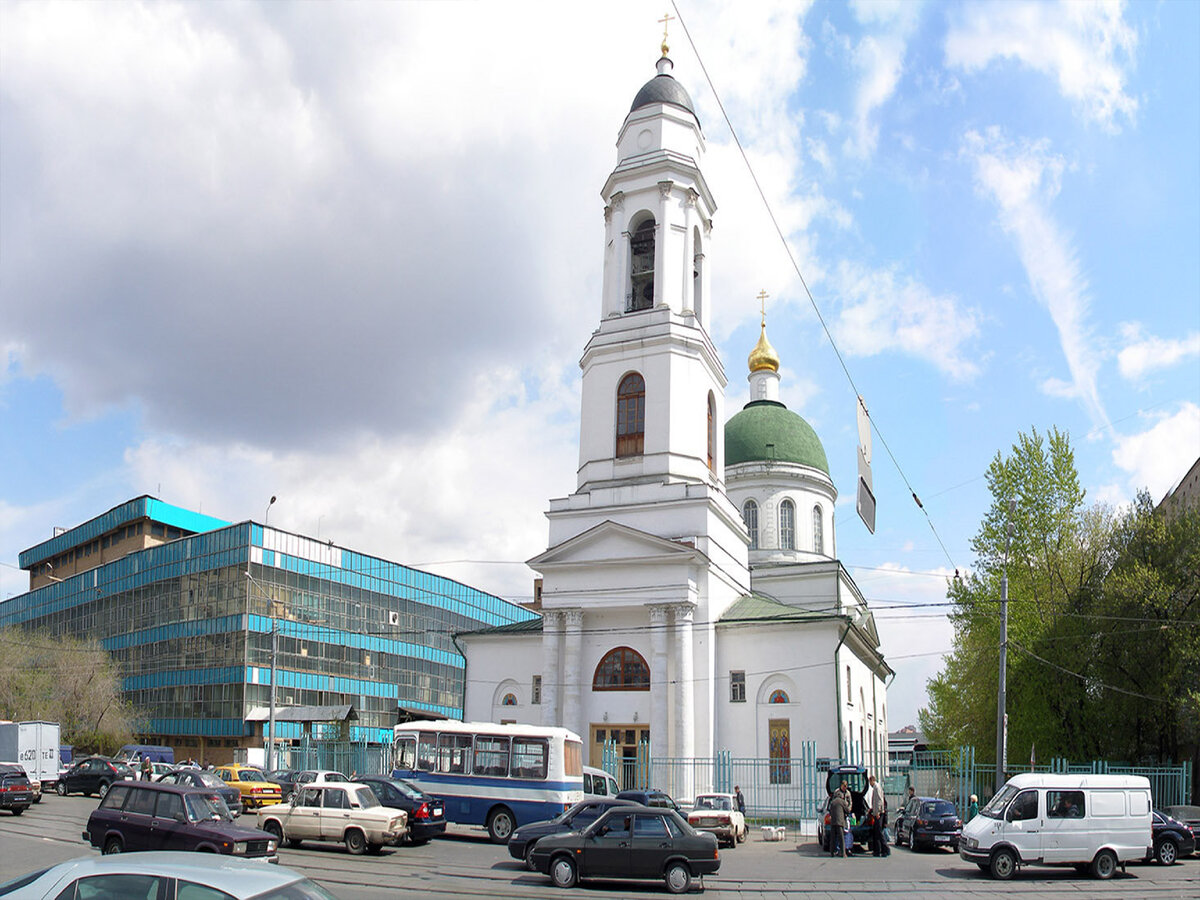 храм Флора и Лавра