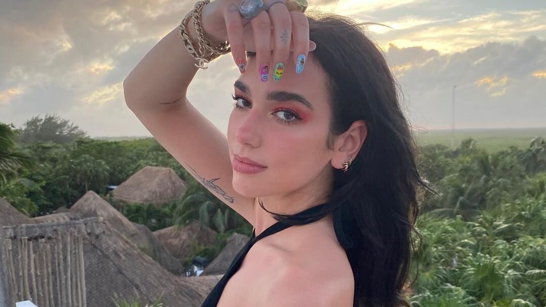 Instagram: dualipa