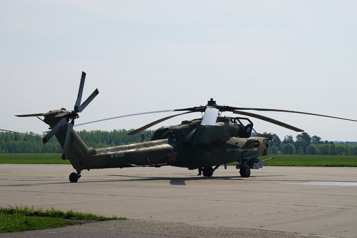 Ми-28 Пилотажной группы "Беркуты".