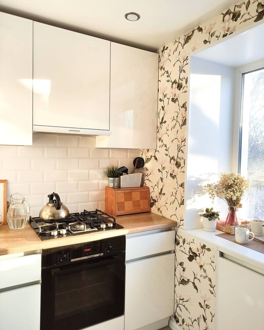 https://www.instagram.com/maxi_home/