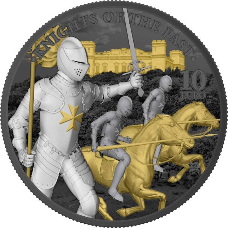 На реверсе монеты 10 евро:
в центре изображена группа рыцарей
вверху надпись "• KNIGHTS OF THE PAST •"
справа в две строки номинал "10 EURO"
внизу знак автора монетного проекта "MF"