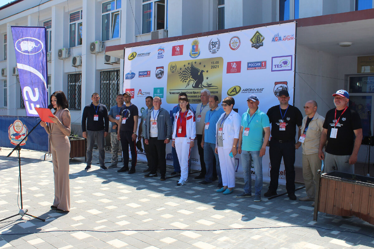 Торжественное открытие мероприятия в пгт. Ленино (пресс-служба организатора)