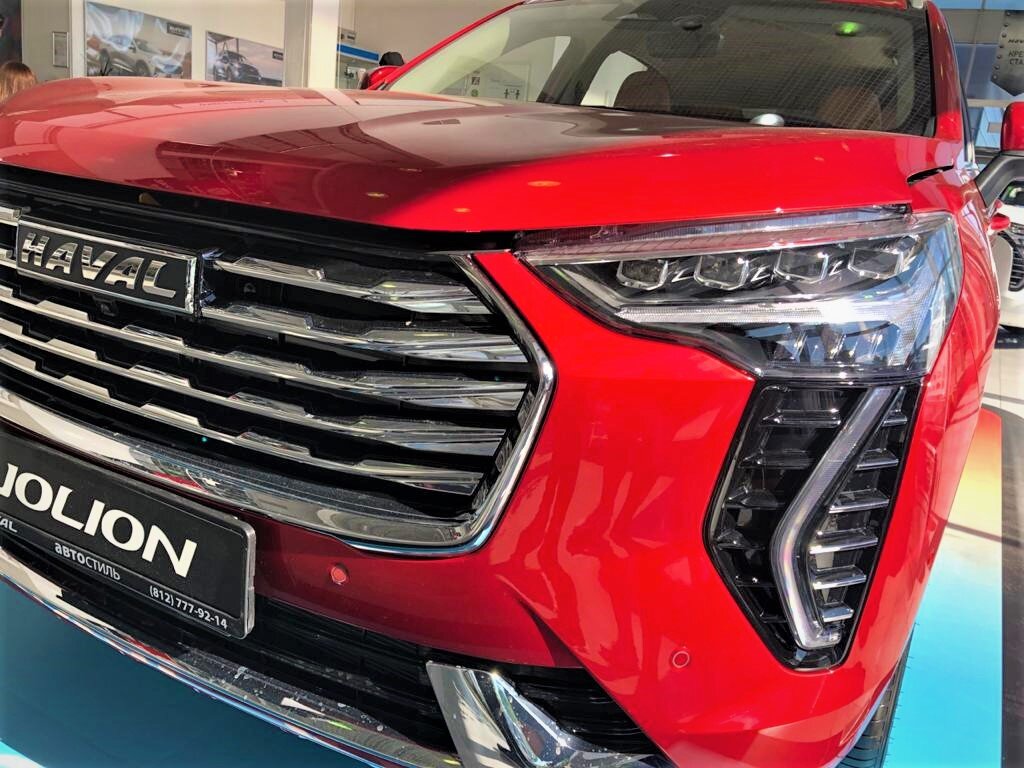 Оптика похожа на Haval F7x.