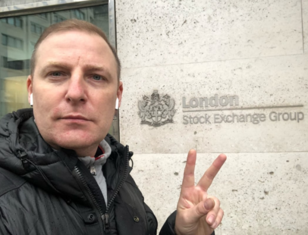  На фото я на фоне лондонской биржи, 13.01.2021
