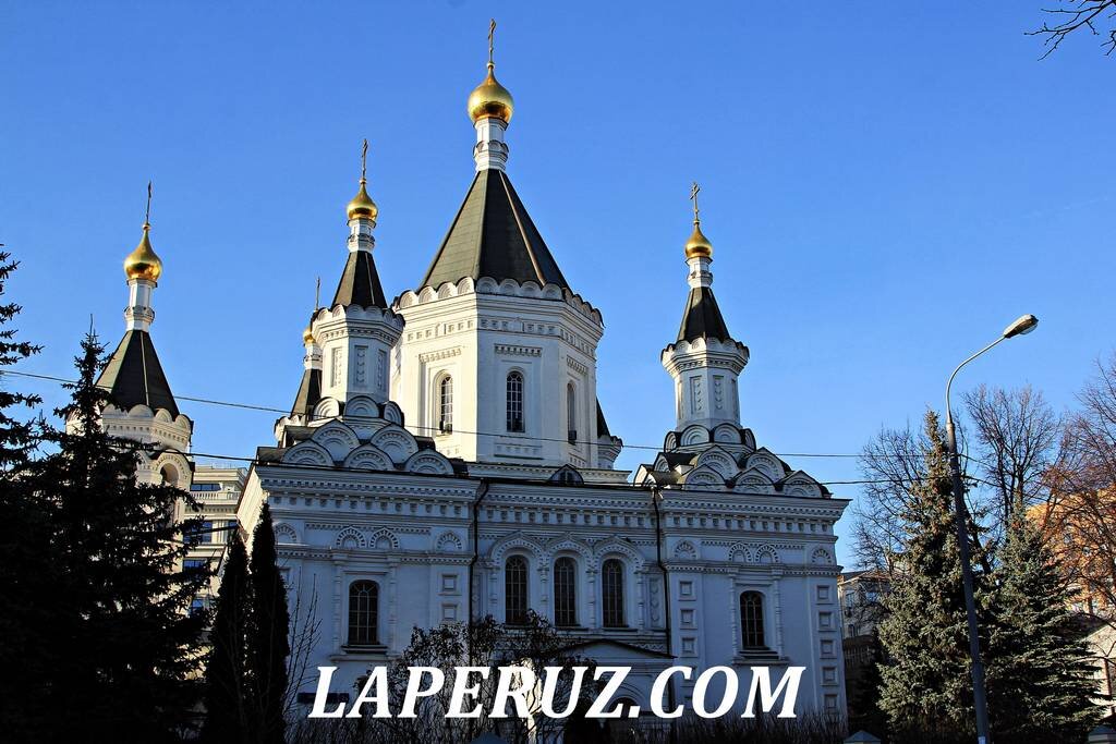 Сквер девичьего поля. Проезд девичьего поля дом 2. Проспект девичьего поля 2. Олонецкая грин парк пятёрочка. Москва девичье поле 2.