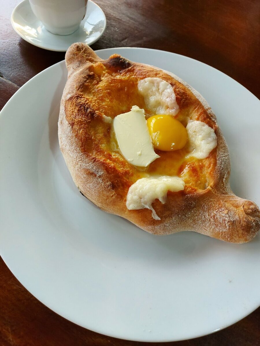 Хачапури по-аджарски в этом заведении. Ну сами всё понимаете :)