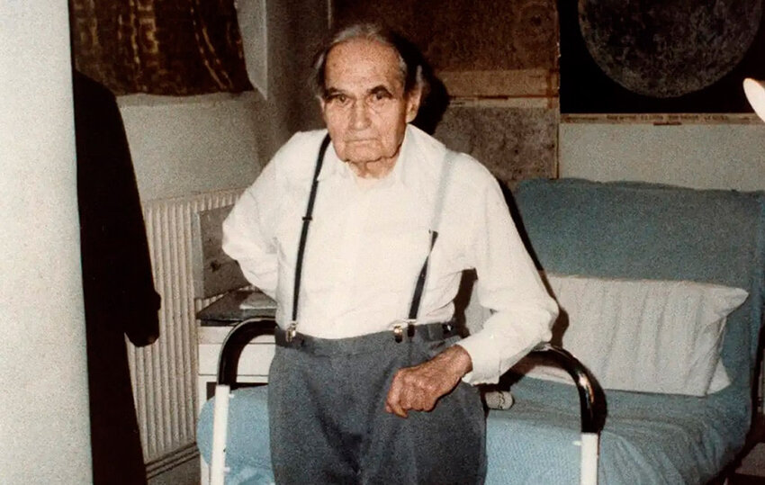 Рудольф Гесс в тюрьме