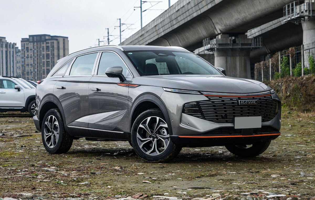 На фото: Серийный кроссовер Haval Shenshou