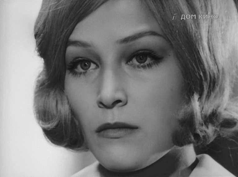 Кадр из фильма "Тихоня" взят для иллюстрации из Яндекс Картинки. 