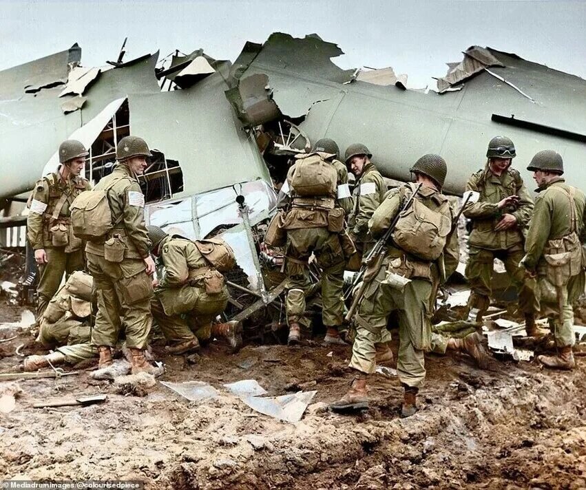 Французский десант. Операция Маркет Гарден 1944. Высадка 101 дивизии в Нормандии. 101 Десантная дивизия США Нормандия. Десант Нормандия 1944.