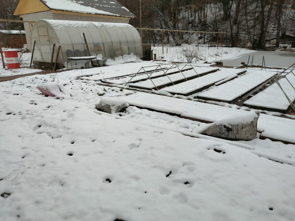 Мой огород в первой декаде апреля