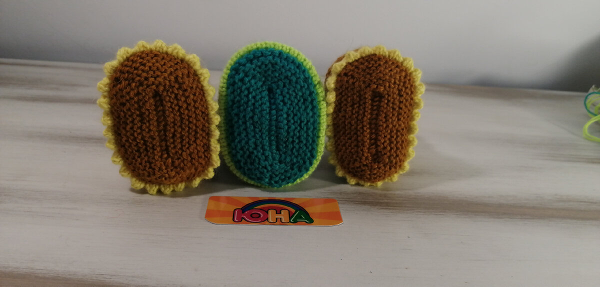 Вот подошва для пинеток, которую я вяжу.