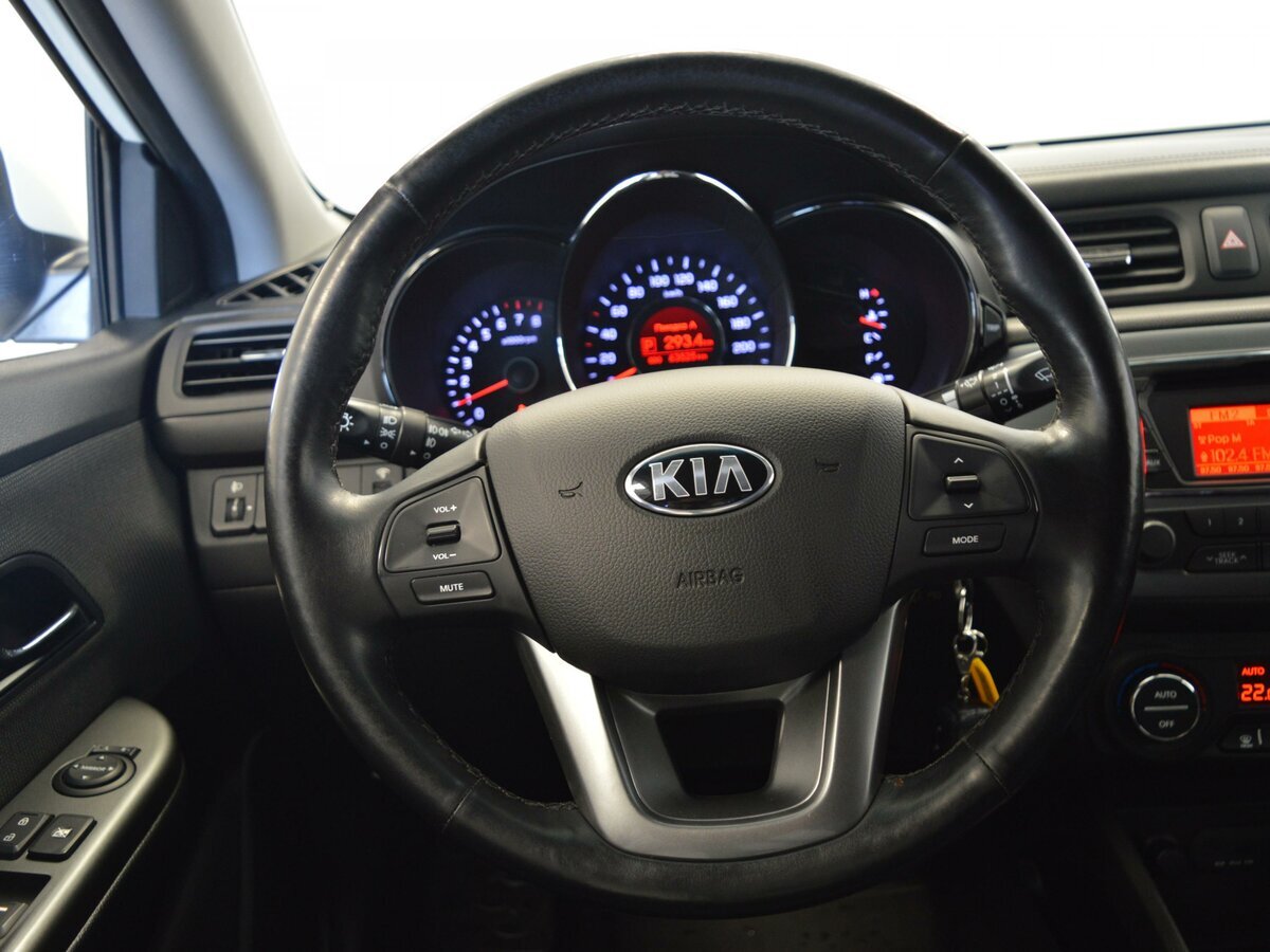 Kia Rio. Источник иллюстрации - auto.ru