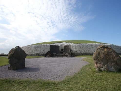 Общий вид на Бру-на-Бойн       yandex.ru