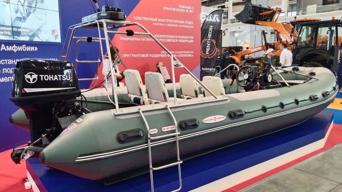 Лодка "RIB JET 5500 MASTER". Изображение — "Технология машиностроения"