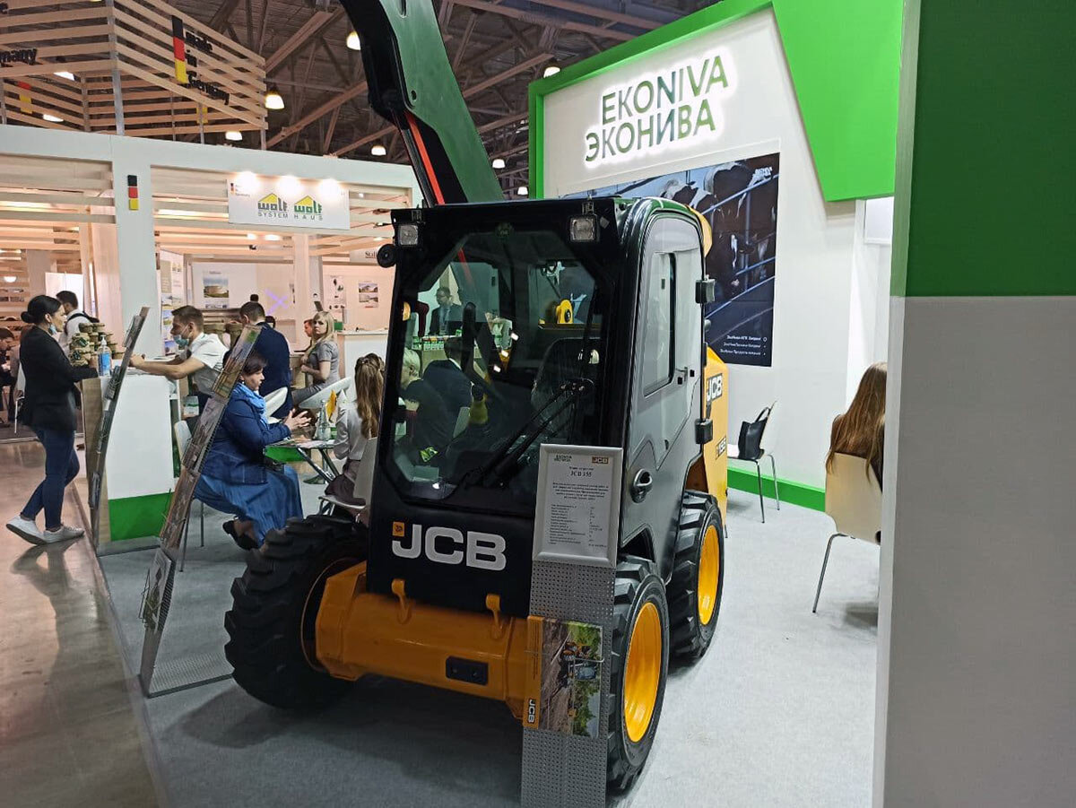 JCB 155