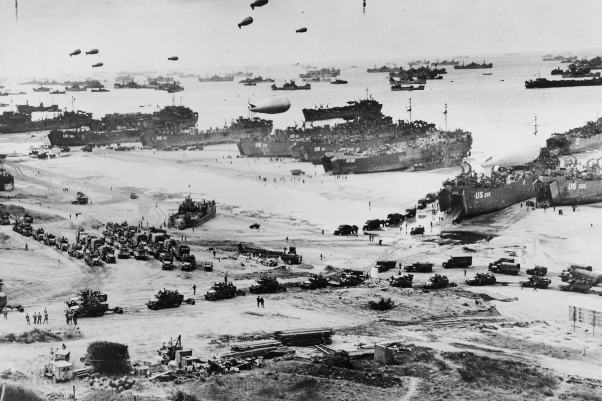 Одна из самых известных фотографий высадки в Нормандии